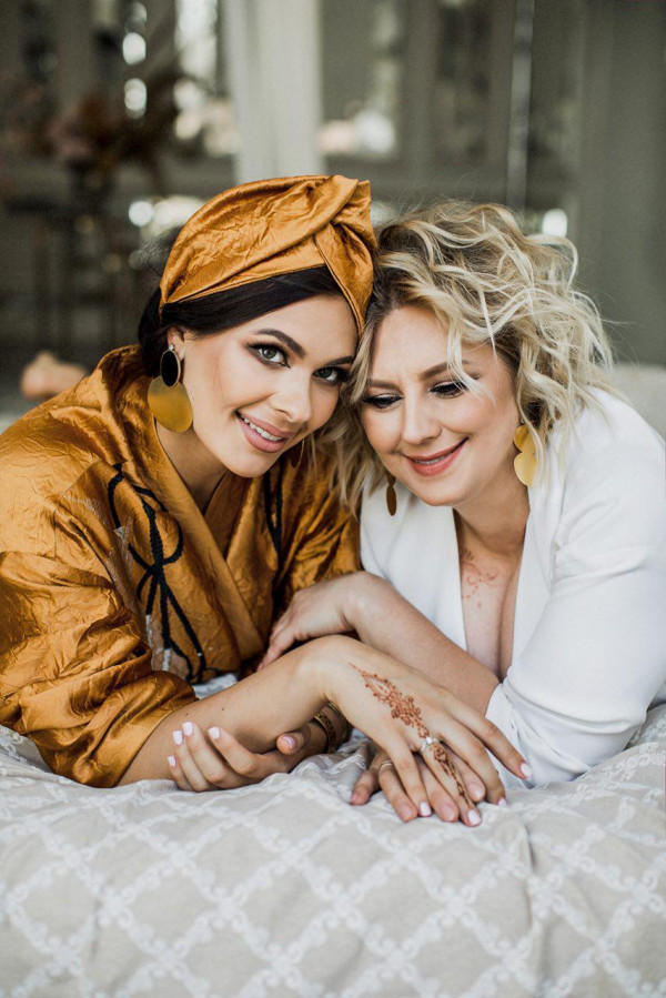 Pre-wedding shoot: теплое утро в родительском доме