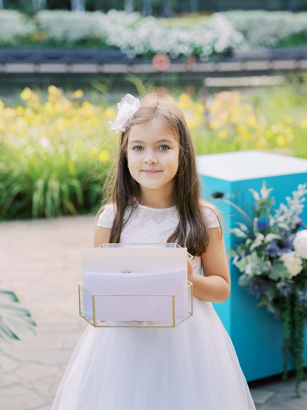 «Изумрудная» свадьба Андрея и Полины на берегу