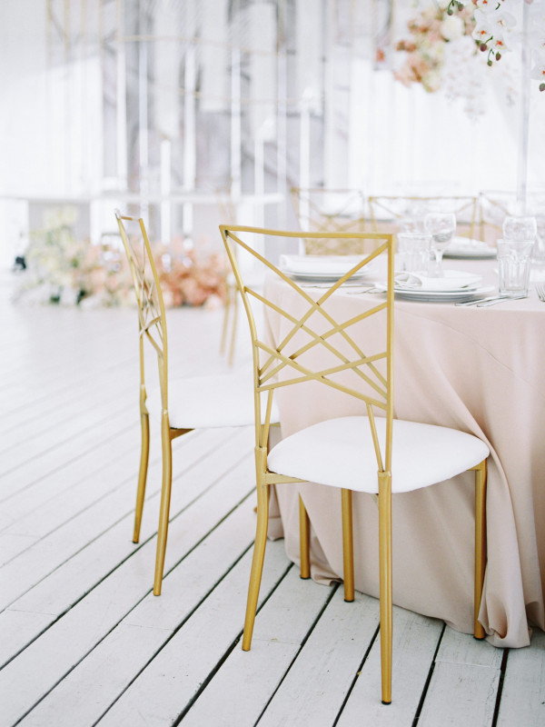 Классическая свадьба Ольги и Николая в нежно-розовых