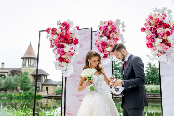 Свадьба футболиста Алексея Сутормина и Марины в