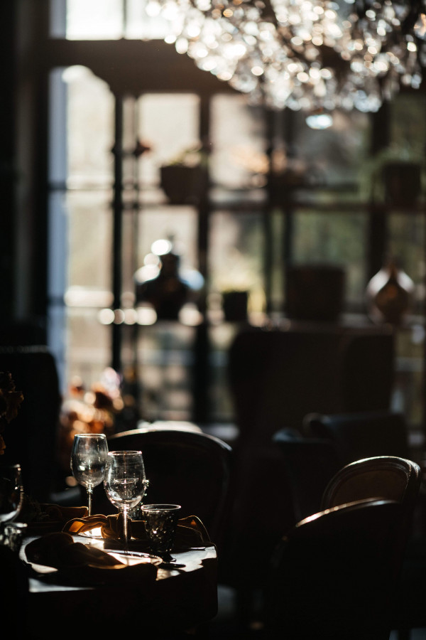 Осенняя свадьба Анны и Расима в ресторане