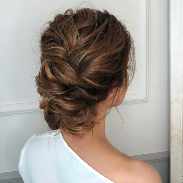 Как ухаживать за волосами перед свадьбой