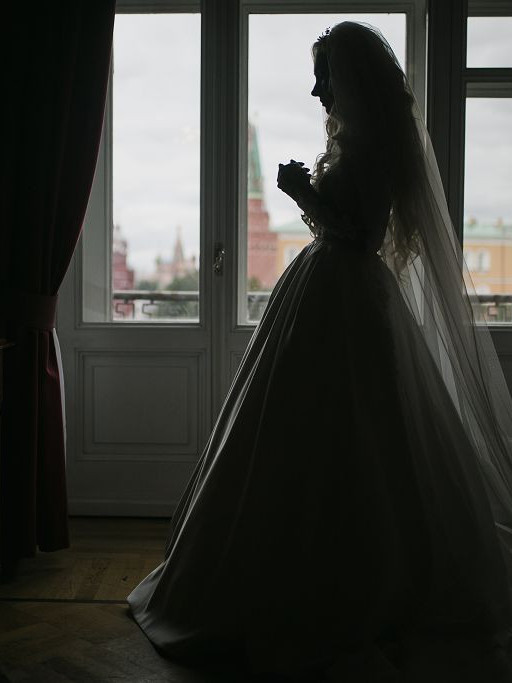 Красно-золотая свадьба Юлии и Дениса в отеле