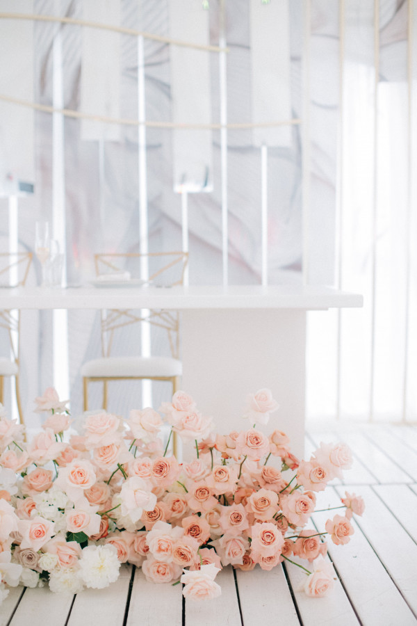 Классическая свадьба Ольги и Николая в нежно-розовых