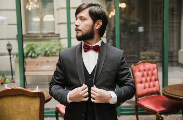 Красно-золотая свадьба Юлии и Дениса в отеле