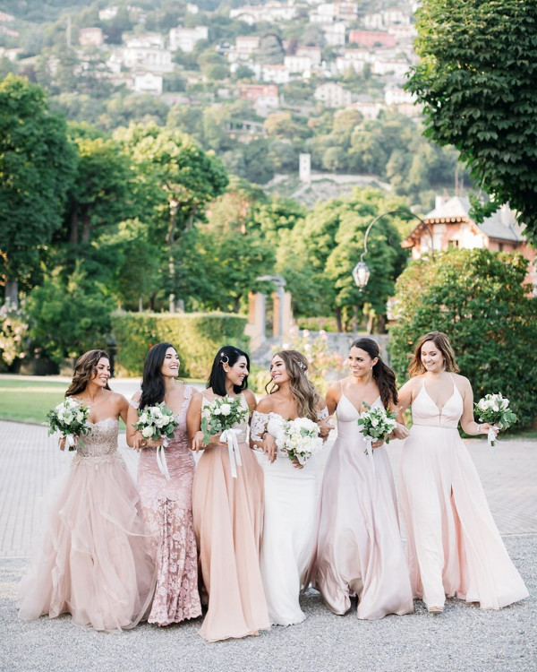 Подружки невесты: 6 идей для образов