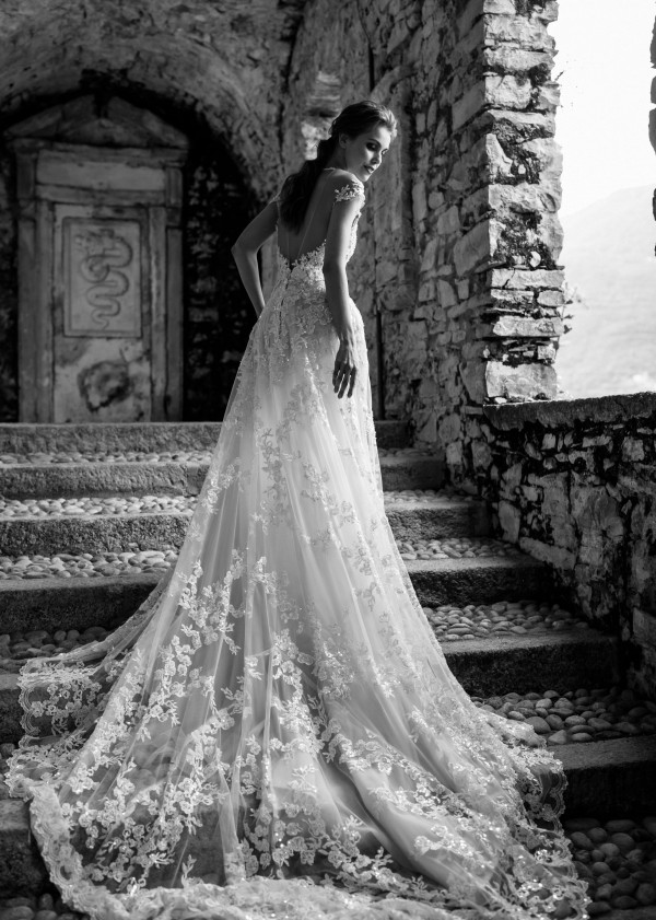 Нежные и воздушные платья Galia Lahav —