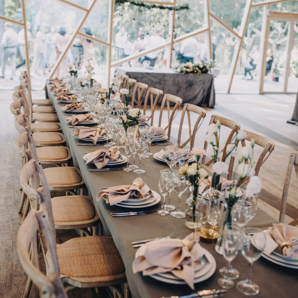 Мороженое с золотом, пончиковые станции и другие