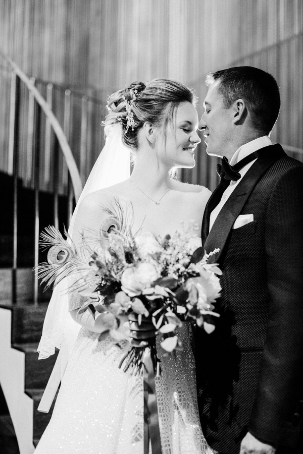 «Изумрудная» свадьба Андрея и Полины на берегу