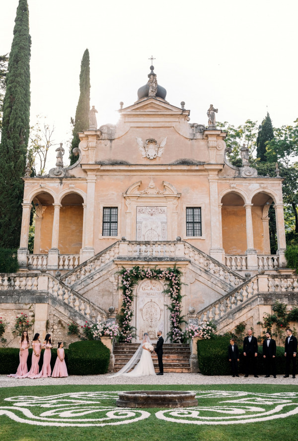 Декоратор Анна Бурцева об оформлении свадеб в