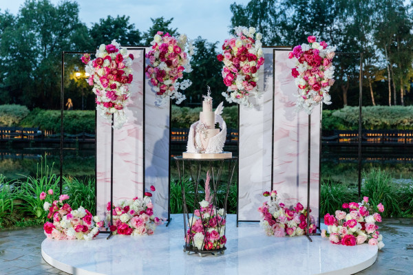 Свадьба футболиста Алексея Сутормина и Марины в