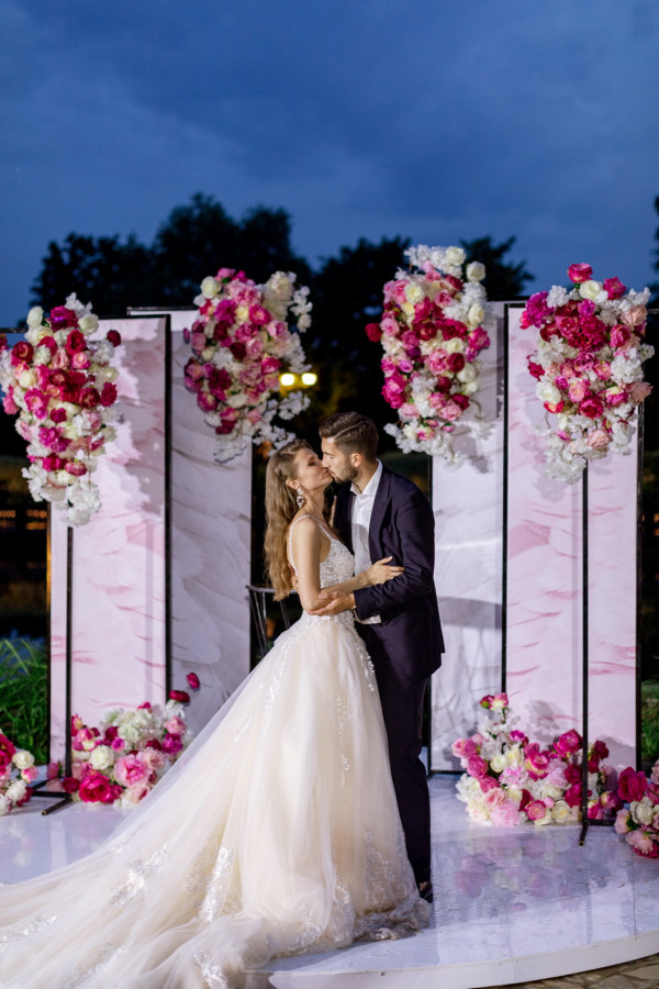 Свадьба футболиста Алексея Сутормина и Марины в