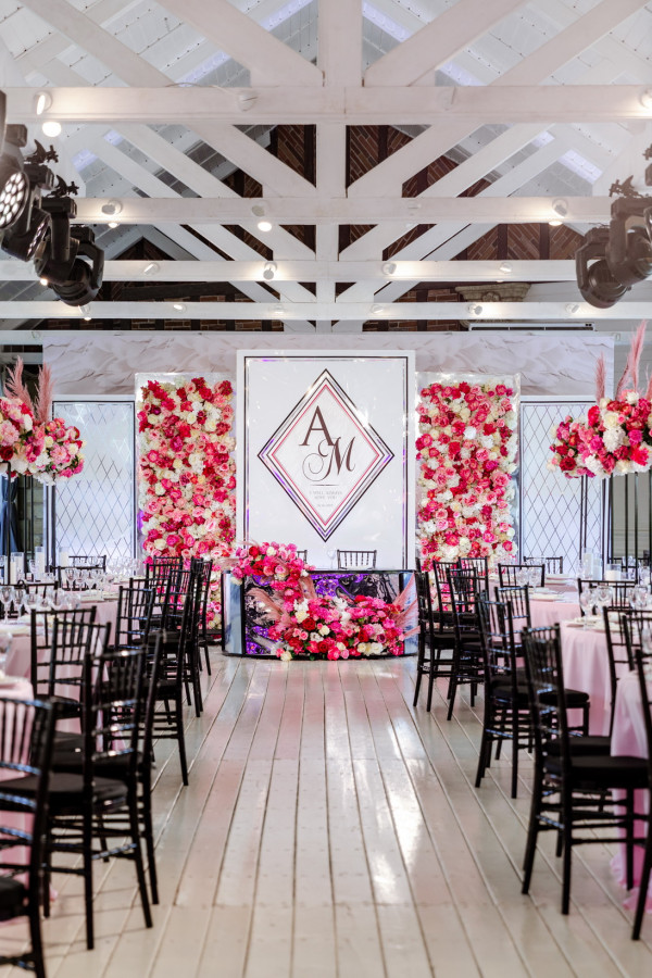 Свадьба футболиста Алексея Сутормина и Марины в