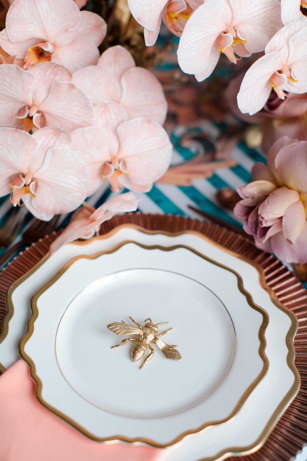 Мороженое с золотом, пончиковые станции и другие