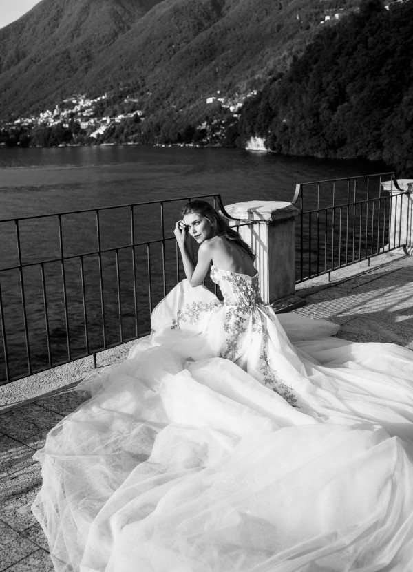Нежные и воздушные платья Galia Lahav —