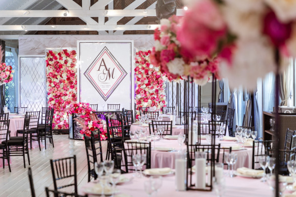 Свадьба футболиста Алексея Сутормина и Марины в