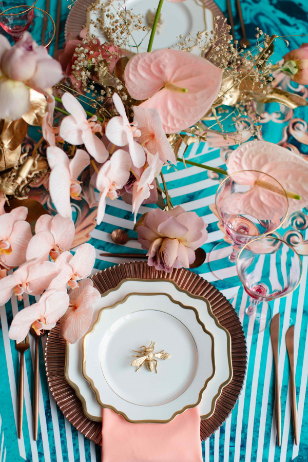 Мороженое с золотом, пончиковые станции и другие