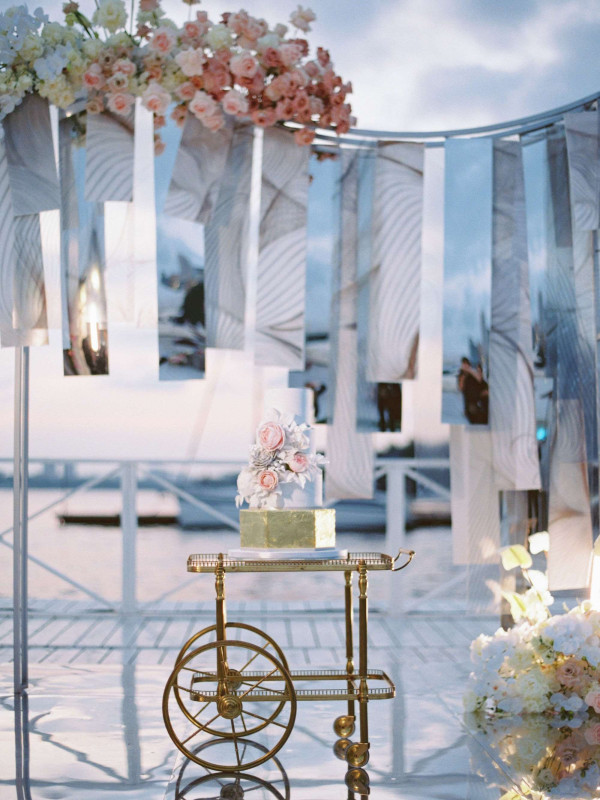 Классическая свадьба Ольги и Николая в нежно-розовых