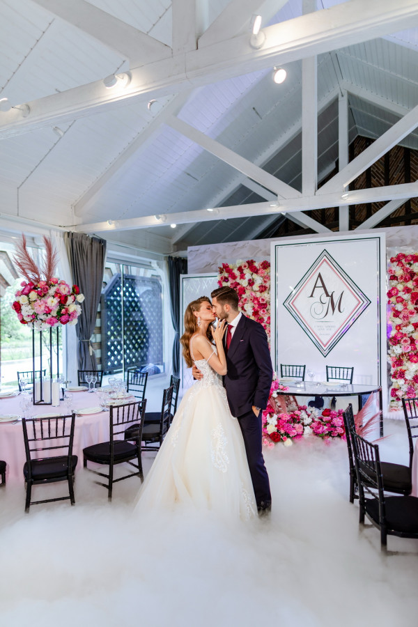 Свадьба футболиста Алексея Сутормина и Марины в