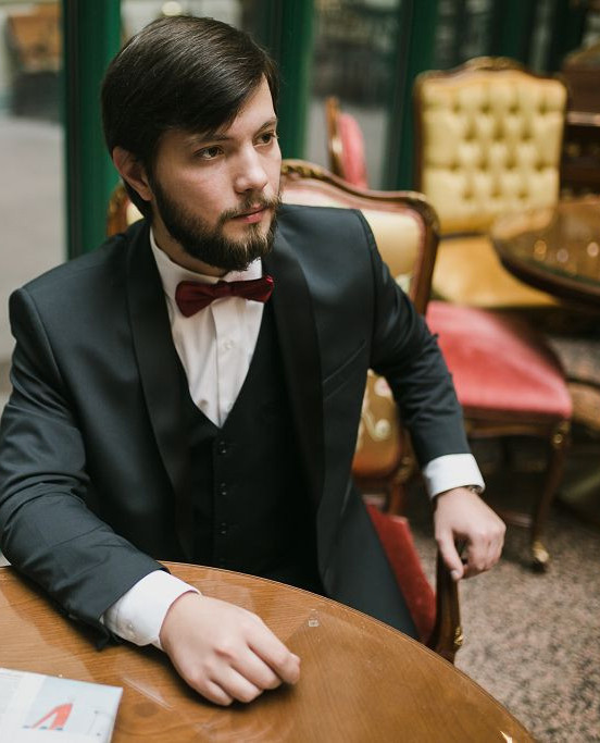 Красно-золотая свадьба Юлии и Дениса в отеле