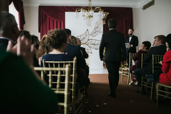 Красно-золотая свадьба Юлии и Дениса в отеле