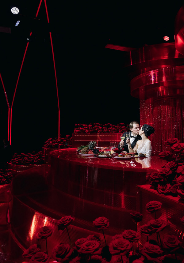 Как создавалась мультимедийная свадьба в старинном замке