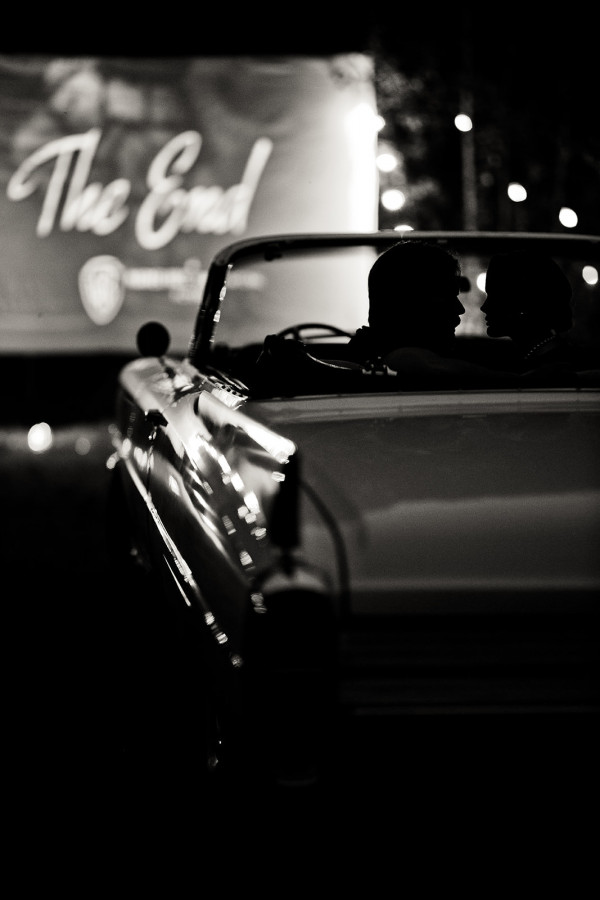 Романтичное предложение руки и сердца в конце