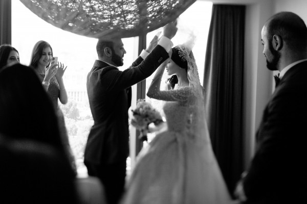 Невеста Диана в платье Valdrin Sahiti и