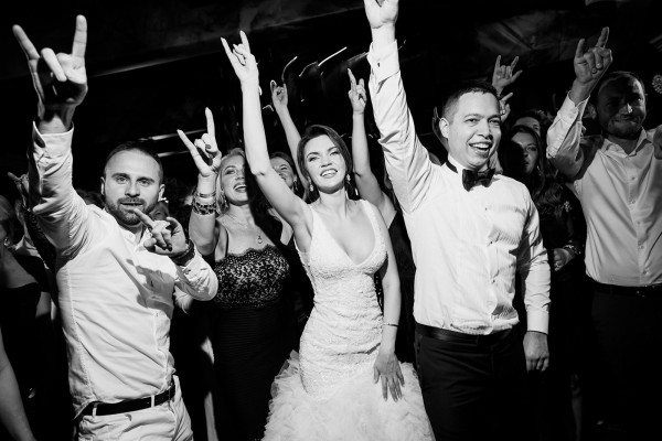 «Стихия любви» — эффектная свадьба в темных