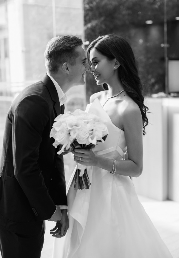 Блогер Элина Согоян о своей осенней свадьбе