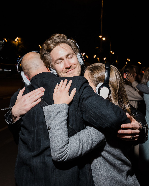 Иммерсивное шоу «Пой, танцуй» — необычное развлечение