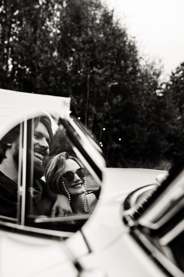 Романтичное предложение руки и сердца в конце