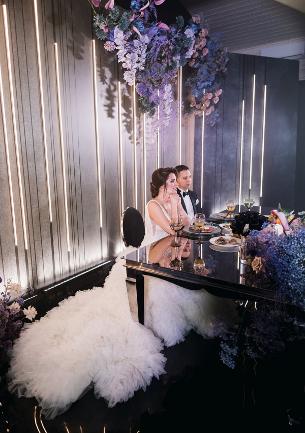 «Стихия любви» — эффектная свадьба в темных