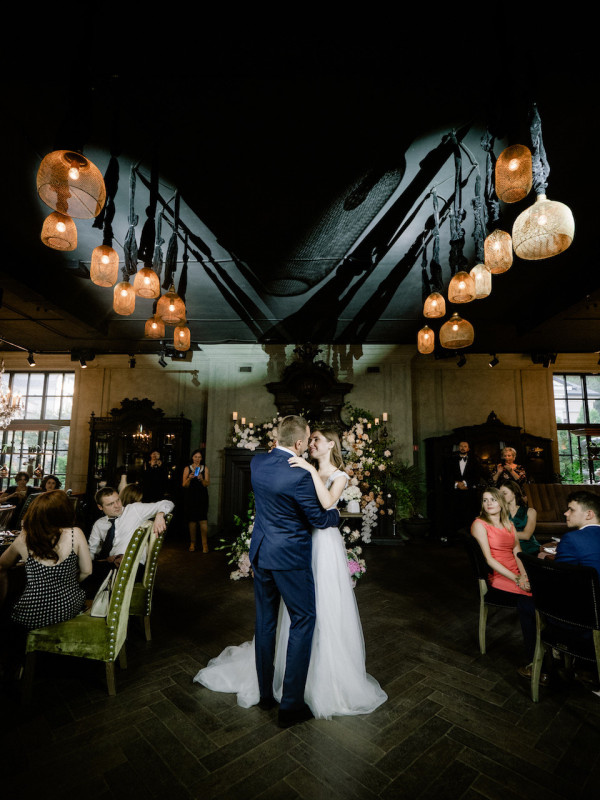 Элегантная свадьба в интерьерах ресторана MODUS