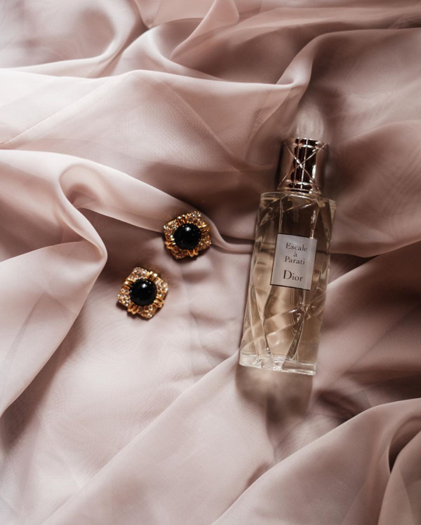 Пижамы, халаты и платья для красивого утра