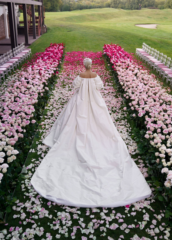 Свадьба в стиле Dior, которая «взорвала» инстаграм