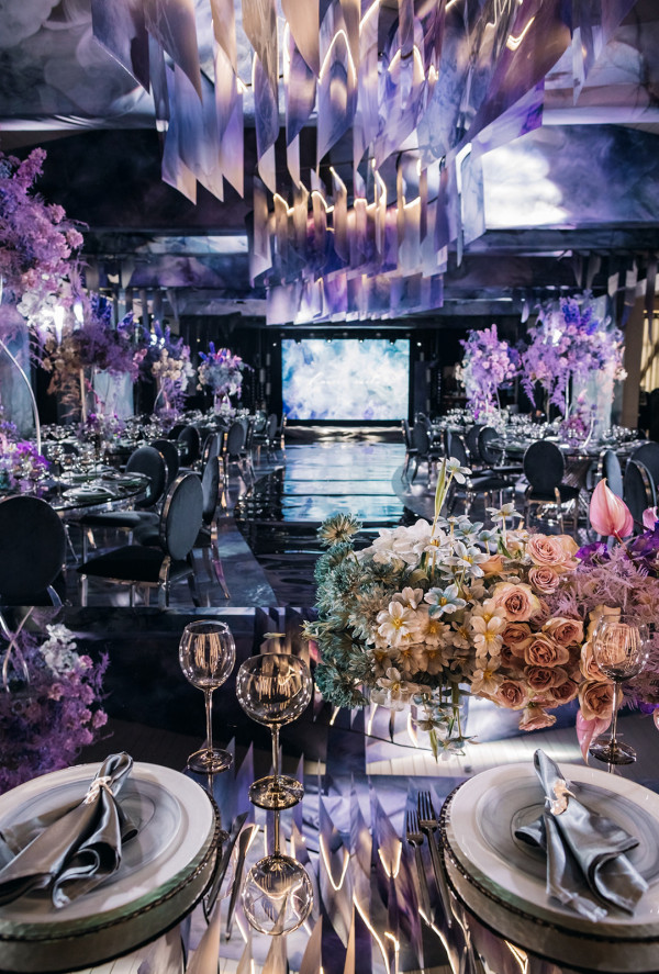 «Стихия любви» — эффектная свадьба в темных