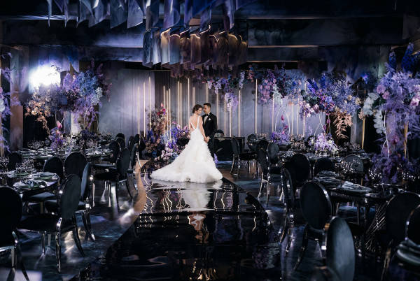 «Стихия любви» — эффектная свадьба в темных