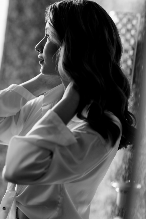 Уточненная свадьба с белоснежным Rolls-Royce и десертом