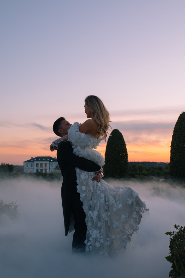 Сказочная свадьба под открытым небом в Villa