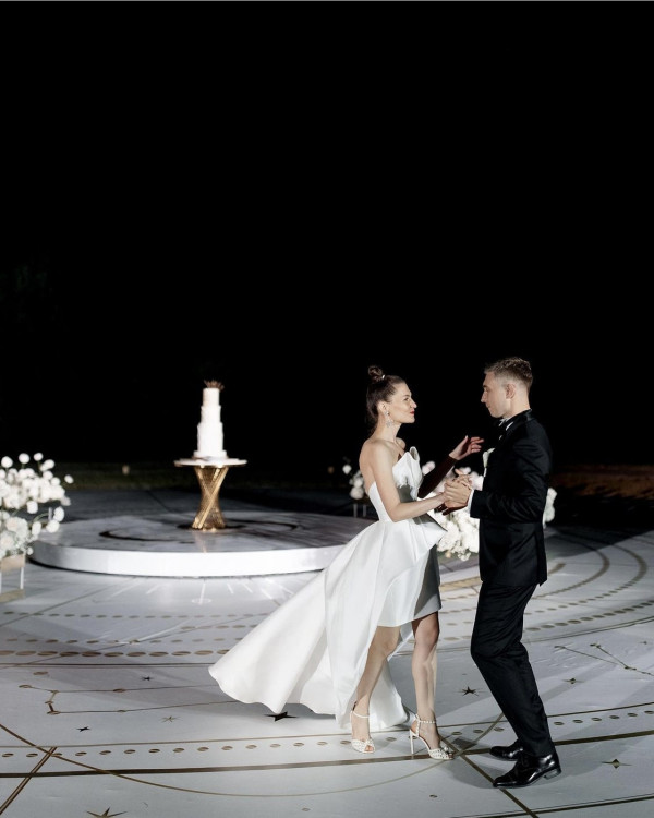 Самые запоминающиеся свадьбы этого сезона