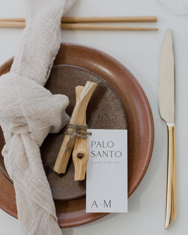 Как отблагодарить гостей на свадьбе и после