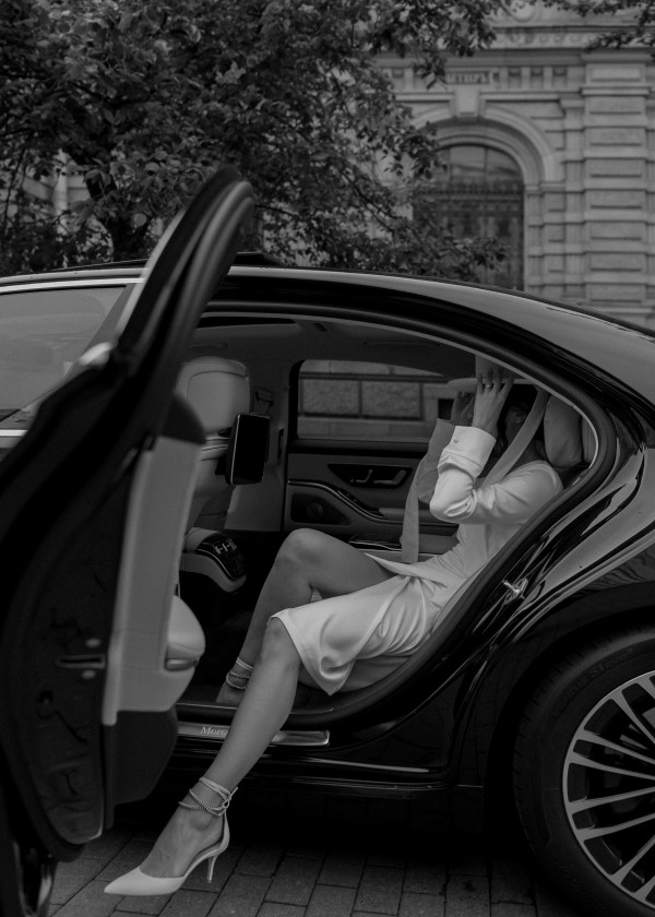 Свадьба с белоснежным декором в особняке