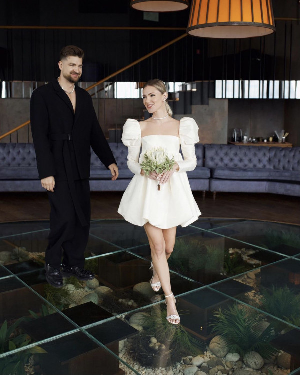 Сергей Мезенцев и Марианна Елисеева поженились