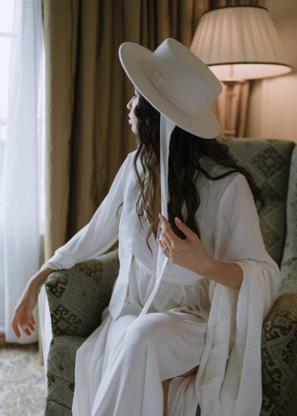 Свадьба с белоснежным декором в особняке