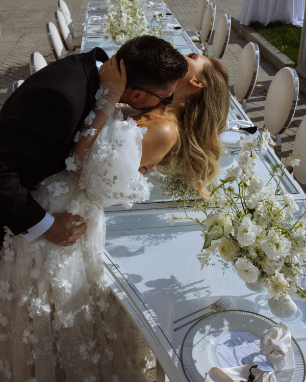 Сказочная свадьба под открытым небом в Villa