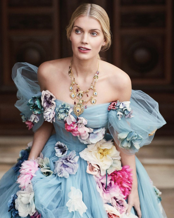 Почему цветные платья от кутюр станут свадебным