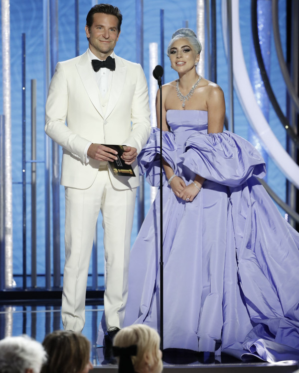 Почему цветные платья от кутюр станут свадебным