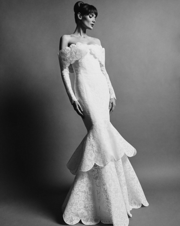 12 кружевных свадебных платьев, которые можно найти