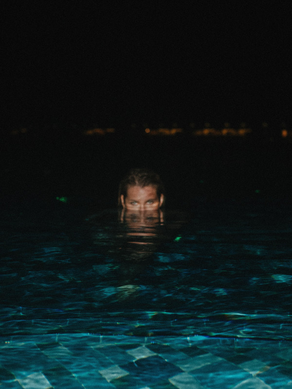 Как сделать модные фото на Мальдивах